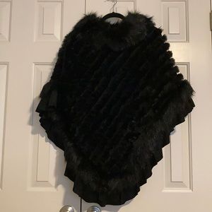 Jayley Soft and Comfy Poncho Brand new!